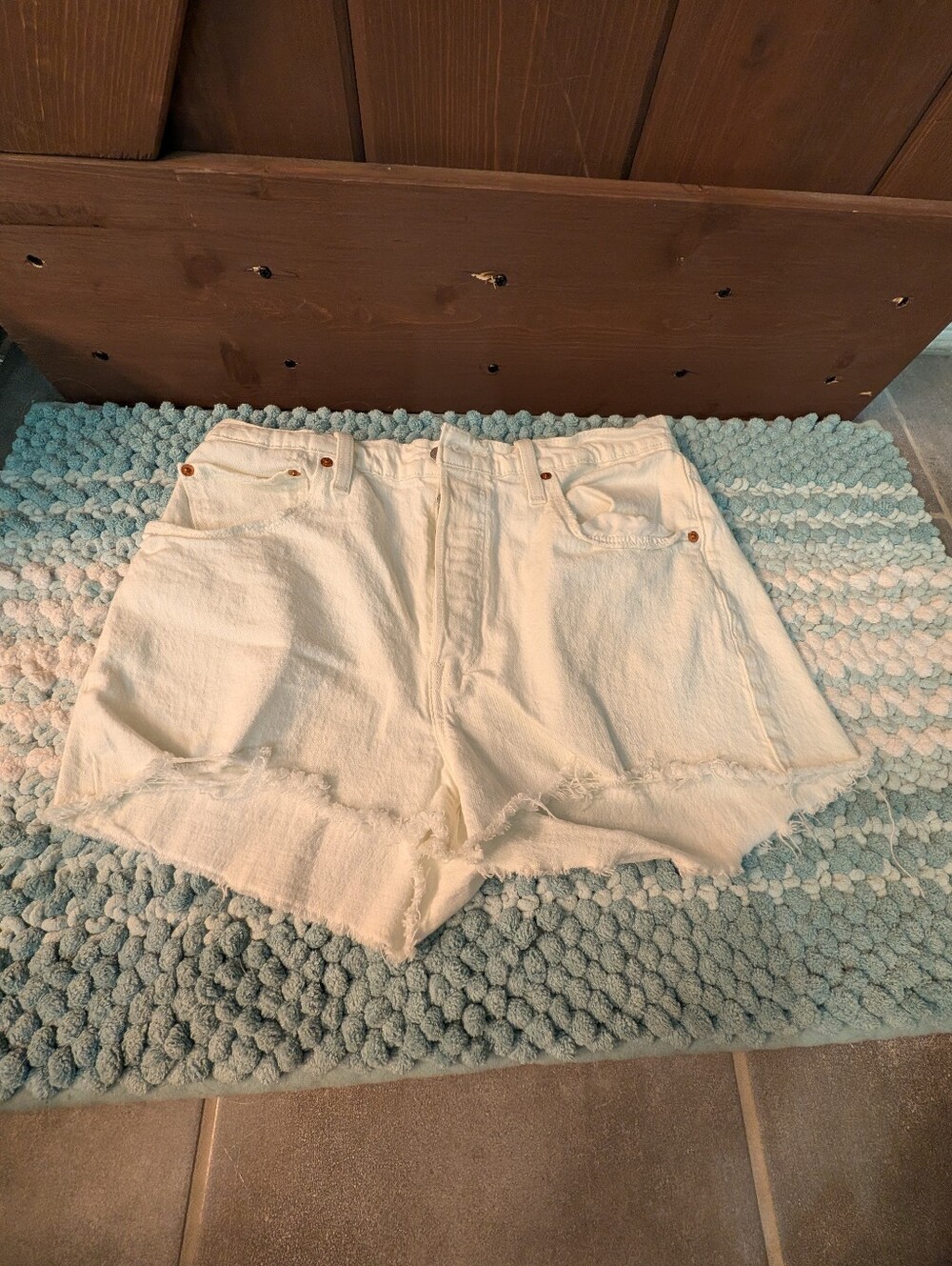 Women's High-Rise Raw Hem Denim Shorts - White